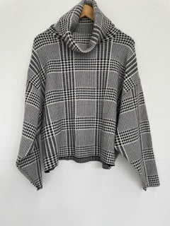 Zara Cowl-neck Sweater Size Medium
