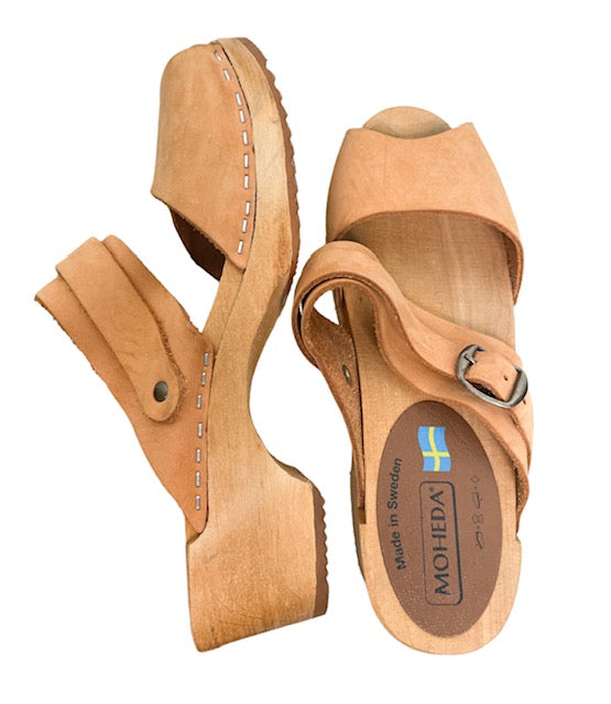 Moheda Slip-on Clogs Size 8 (size 57)